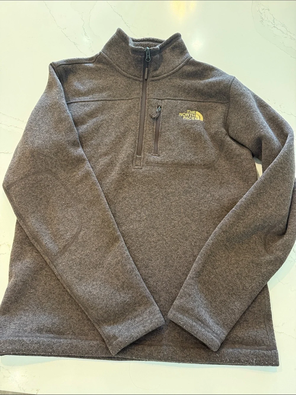 The North Face Men's Brown Quarter-Zip Fleece Pullover with Steamboat embroidery